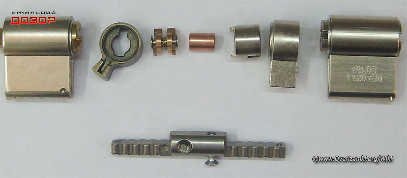 Файл:Saturn-13W.jpg