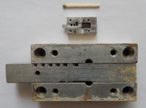 Mini lock02.jpg